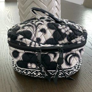 VERA BRADLEY Round Zippered Large Cosmetic Bag